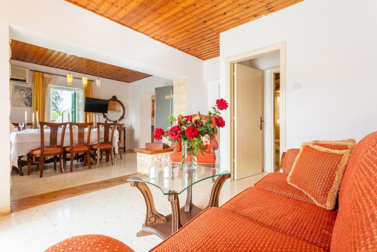 Villa Constantinos Kato Yialia Esterno foto